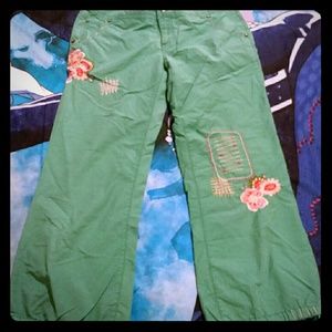 Miss Me Floral Print Capris